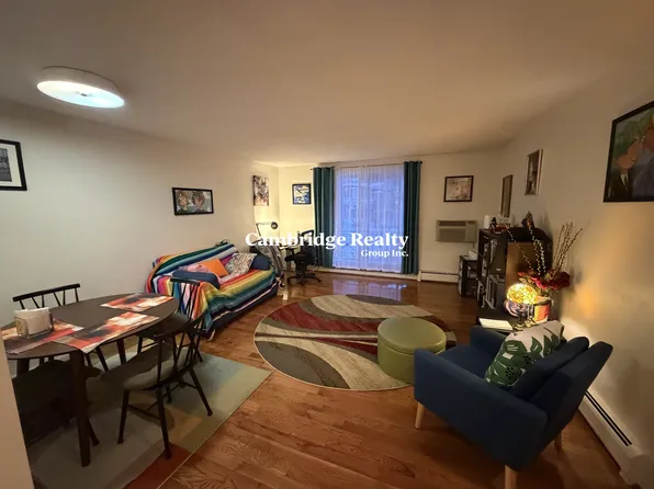 803 Centre St #1, Jamaica Plain, MA 02130