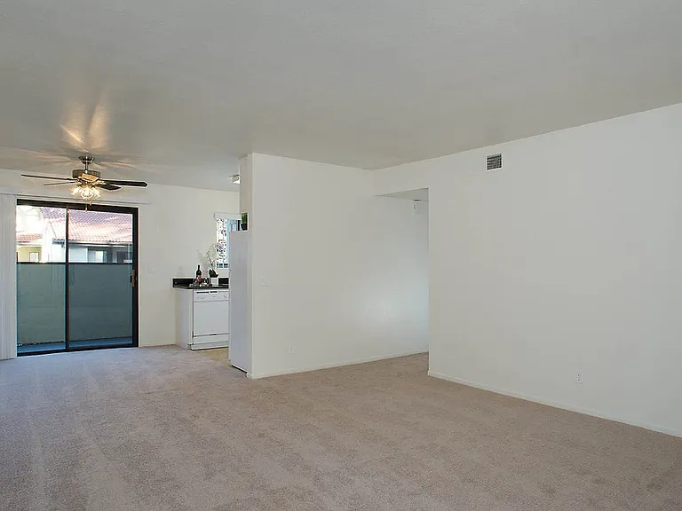 Mission Hills — Photo 20