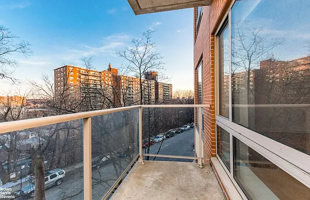 3585 Greystone Avenue #4B