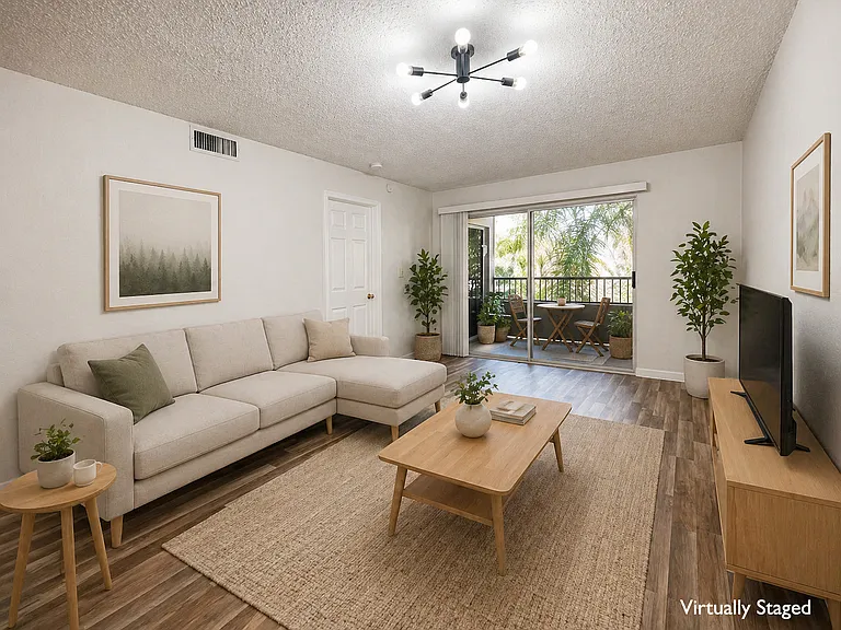 2810 N Oakland Forest Dr #207 — Photo 7