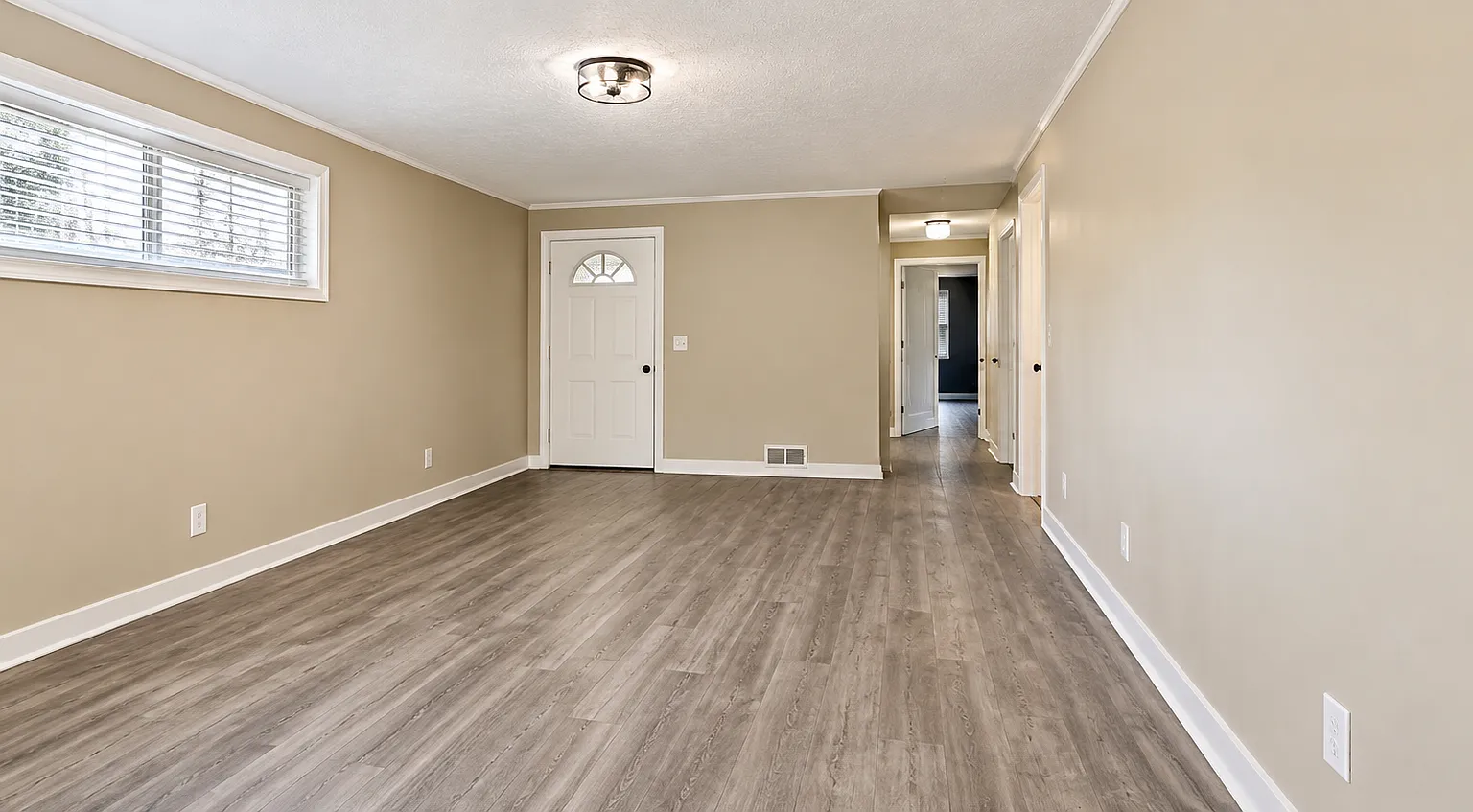 3370 Debby Street - 1 — Photo 2