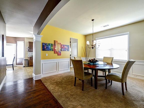 4th image of 3705 Chestnut Meadows Dr