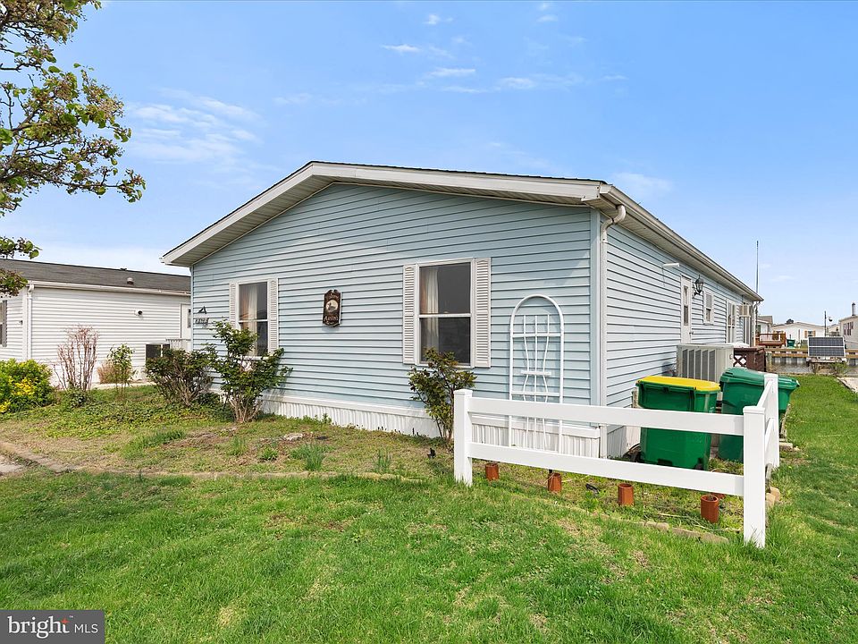 1st image of 35623 Joann Dr