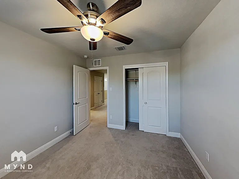 1051 Kenney Fort Xing #49 — Photo 14