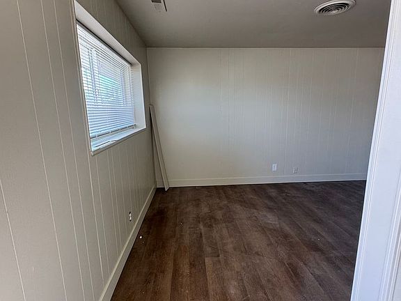 3rd image of 44 S 200 E APT 7