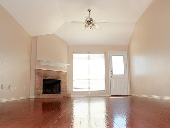2nd image of 721 Mackenzi Dr