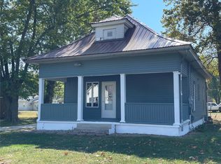 405 Rawlings St, Shelbina, MO 63468