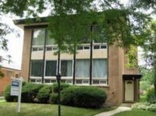 9020 Ewing Ave, Evanston, IL 60203