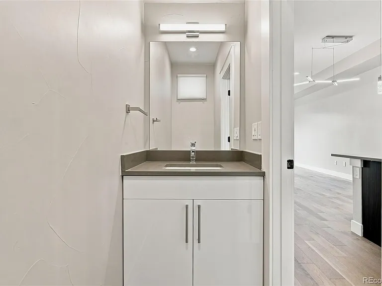 3832 Jason St #5 — Photo 36
