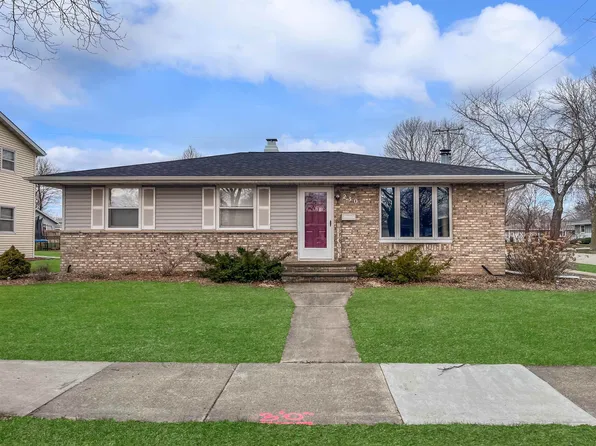 230 Paul Dr, Kimberly, WI 54136