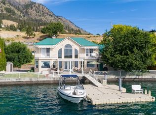 14760 S Lakeshore Rd, Chelan, WA 98816