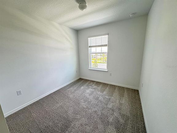 5th image of 4561 Orchard View Aly