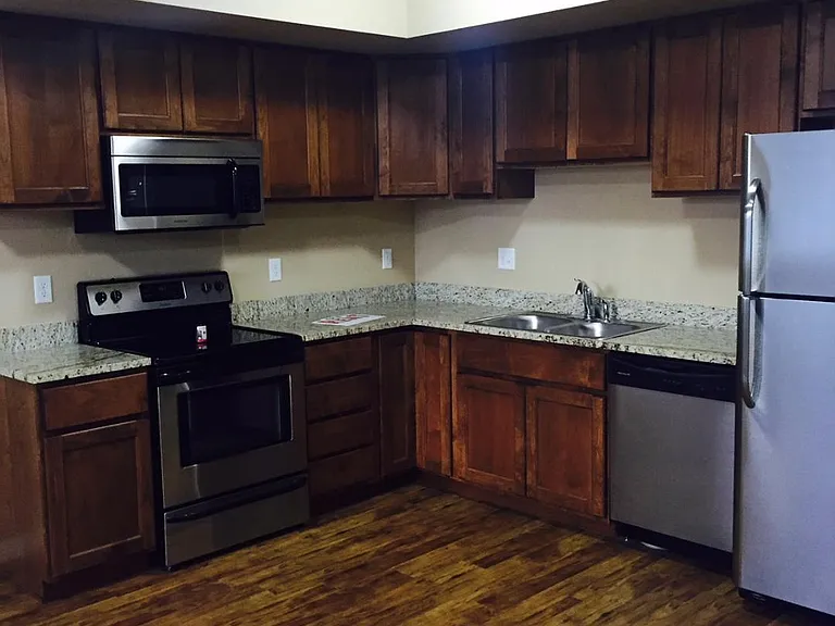 130 E 1st St #300 — Photo 3