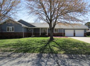 2150 Alison St, Carthage, MO 64836