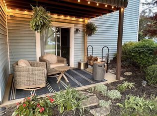 3770 N Lakeside Dr, Muncie, IN 47304