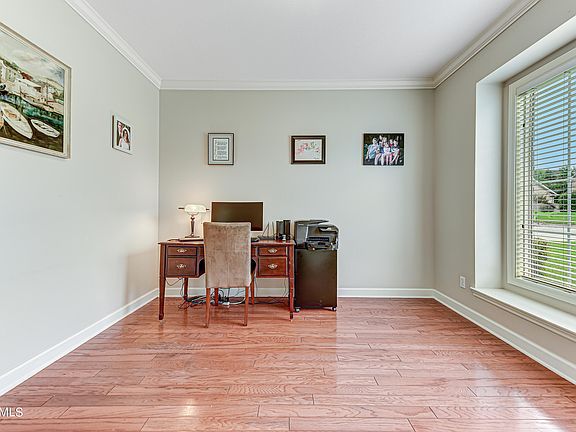 3rd image of 500 Rockwell Farm Ln