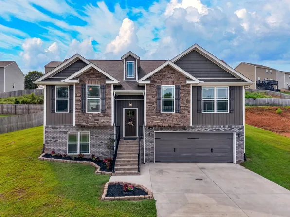 2381 Reese St, Morristown, TN 37814