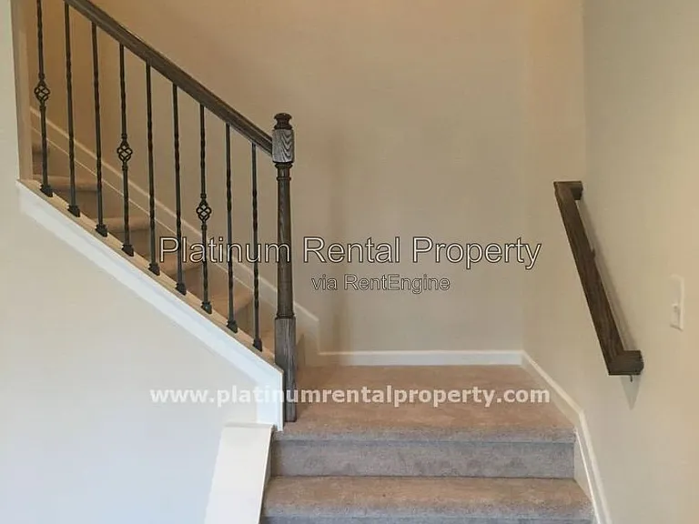 2398 Calistoga Ct — Photo 33