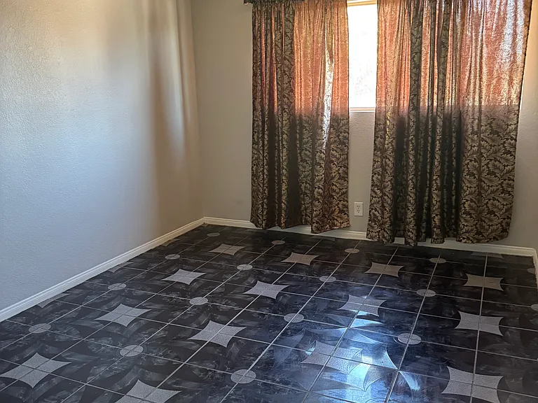 4483 Vegas Valley Dr — Photo 10