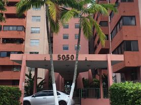 5050 NW 7th St