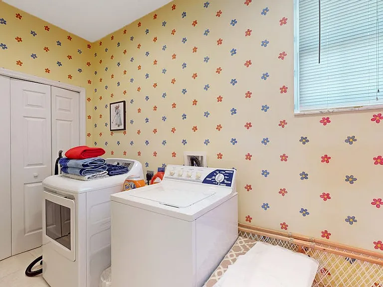 Laundry Room Cabinet