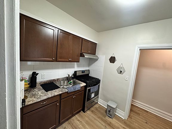 3rd image of 213 Front St #1