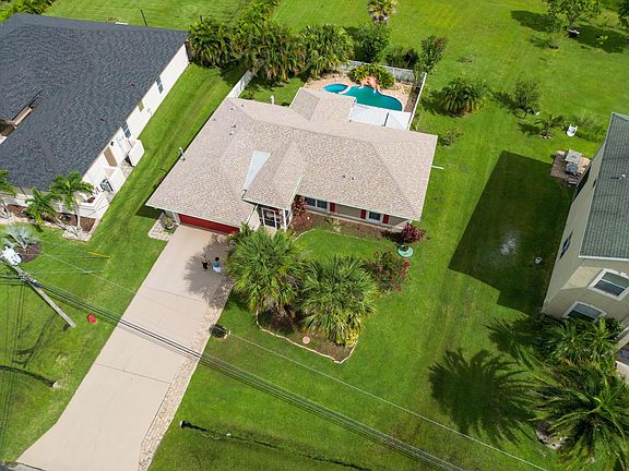 2nd image of 6011 NW Winfield Drive