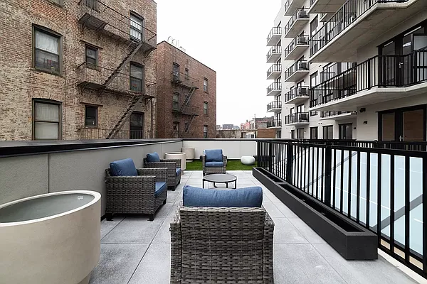 Rented by Key City Capital Inc | media 63