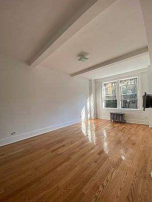 1st image of 200 W 70th St #2FG