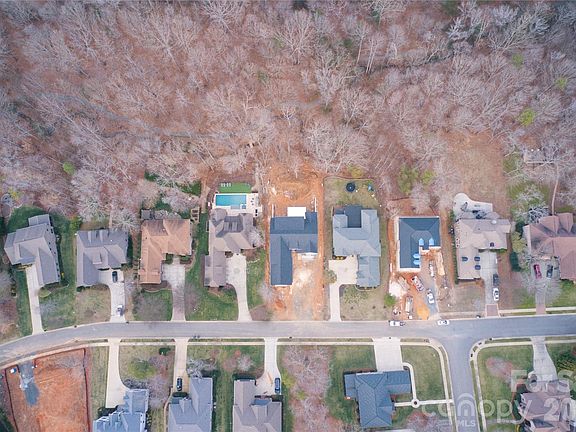 5th image of 1221 Anniston Pl