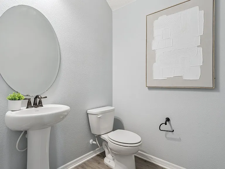 14410 Swanley St — Photo 47