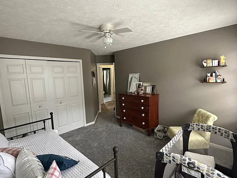 540 Juniper Ct — Photo 23