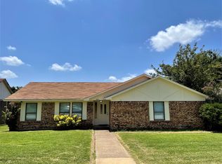 2820 Chisolm Trl, Mesquite, TX 75150