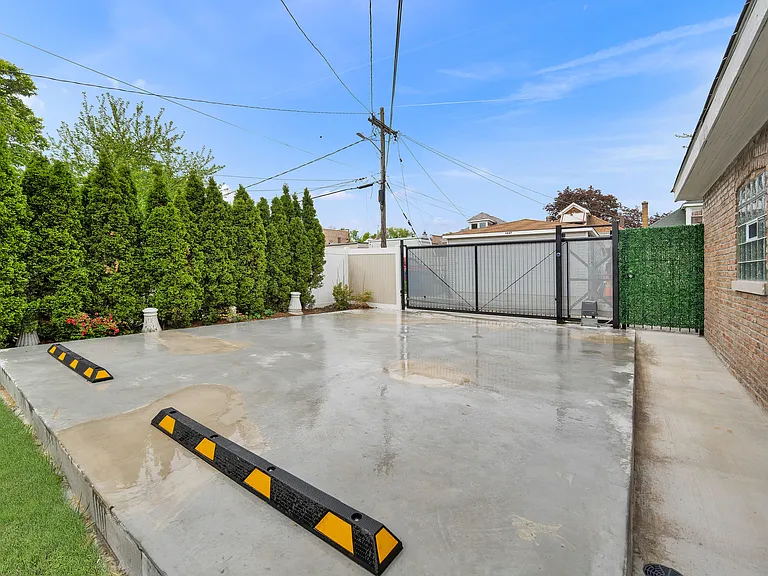 1226 S 60th Ct #2 — Photo 30