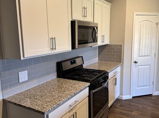 228 Solitude Dr, San Marcos, TX 78666