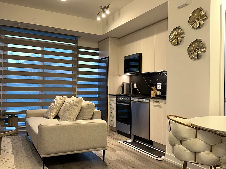 851 Sheppard Ave W #39 — Photo 5
