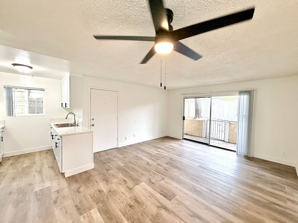 1st image of 12521 Saticoy St #7