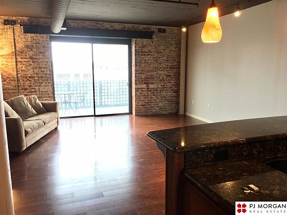 3rd image of 1024 Dodge St APT 312