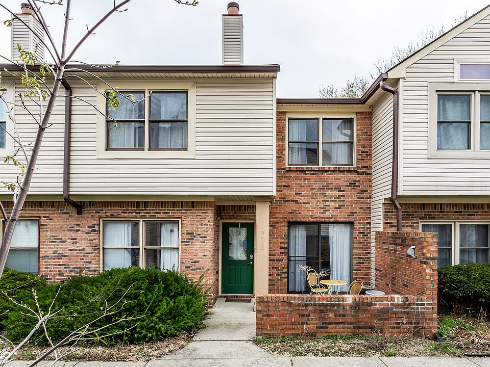 1st image of 9449 Maple Way