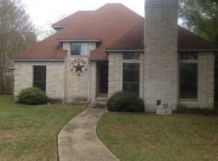 1001 Timber Bend Dr, Pflugerville, TX 78660