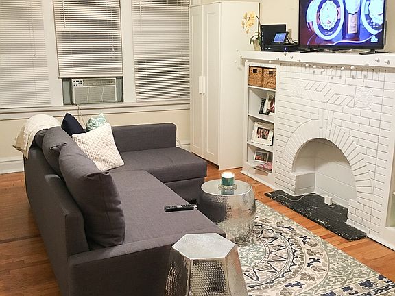 4th image of 1400 N Honore St #1404-02