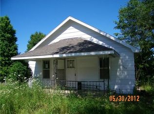 428 S Pear St, Buffalo, MO 65622