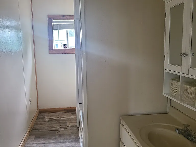 140 Mullens St — Photo 25
