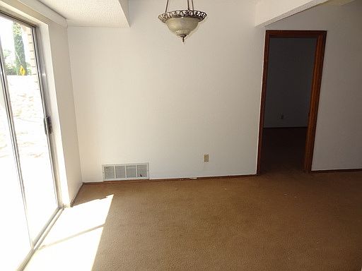 5th image of 15332 Northport Ct