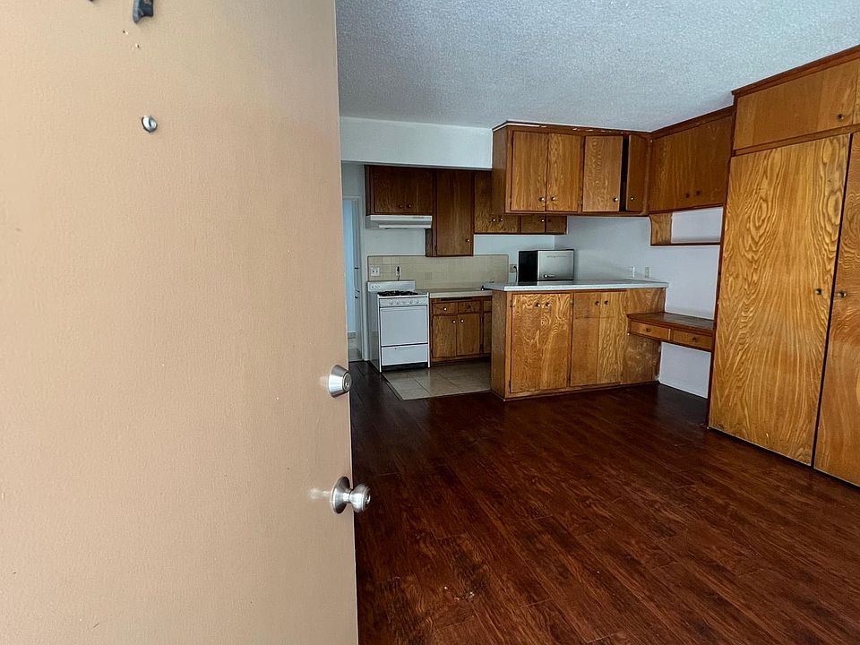 1st image of 16640 Crenshaw Blvd #17
