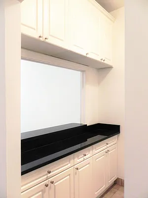 Sold by R New York | media 5