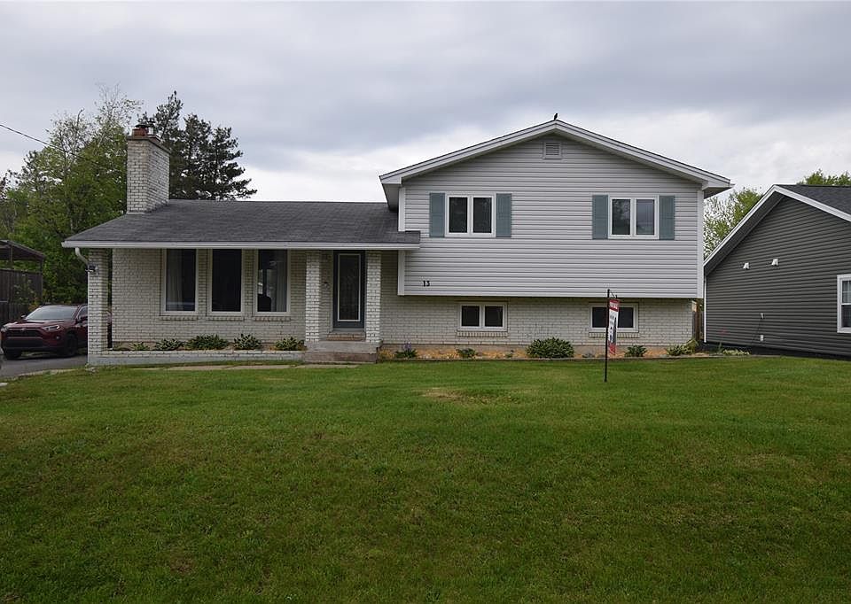 1st image of 13 Birchview Drive