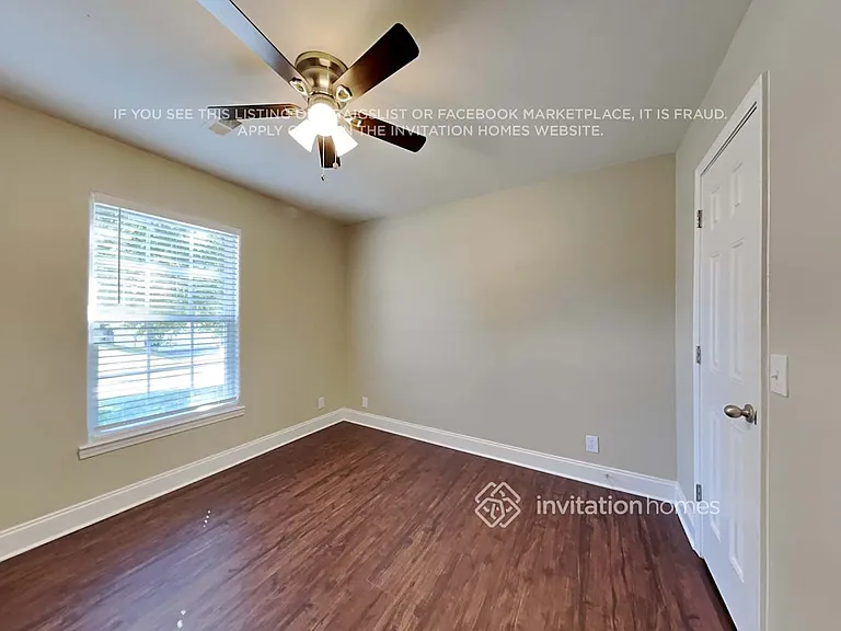 204 Tarrington Dr — Photo 10