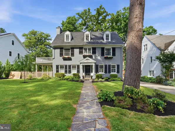 1427 Orchard Way, Rosemont, PA 19010