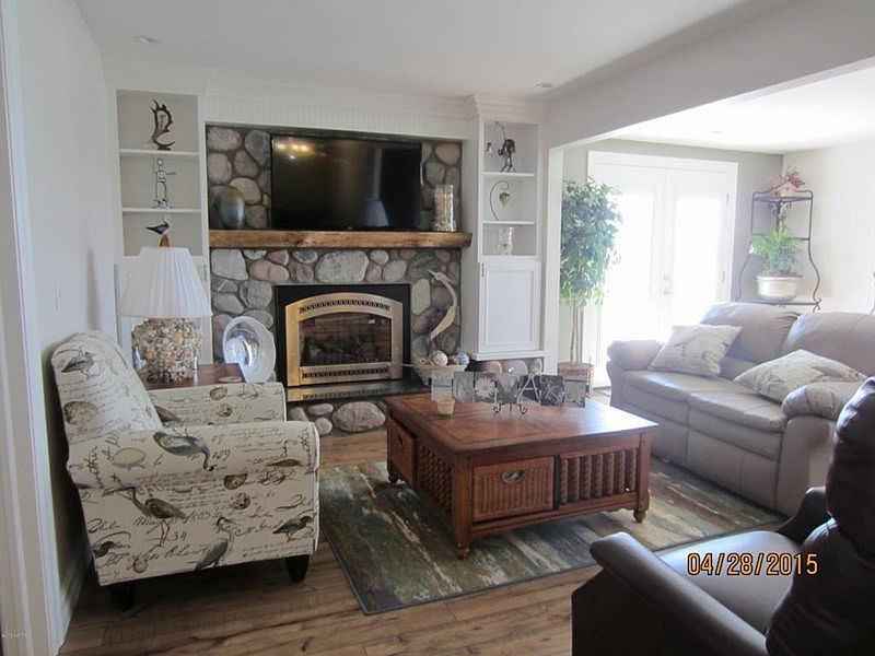 1st image of 2710 S Shore Dr
